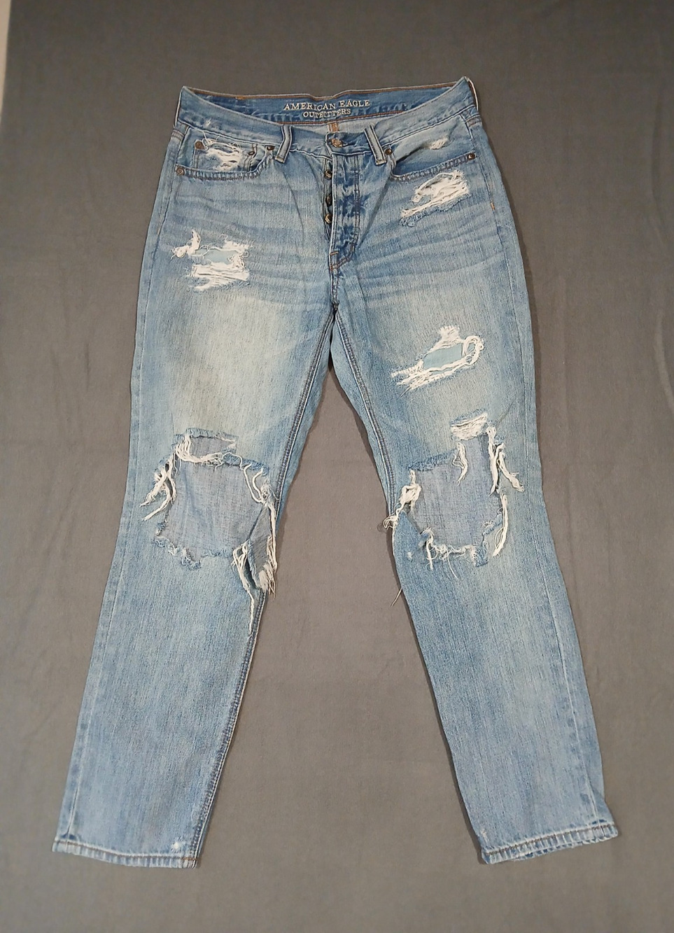 American Eagle Jeans Women 6 Blue Denim Vintage High Rise Ripped Buttons Pockets